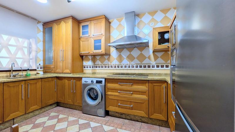 Foto 153b37d9-32cd-403a-9d1b-906a5f15e65c. Rent flat with heating parking pool in Los Pacos Fuengirola