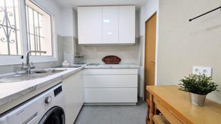 Location Appartement à Puerto Deportivo. Piso de 2 dormitorios en fuengirola centro