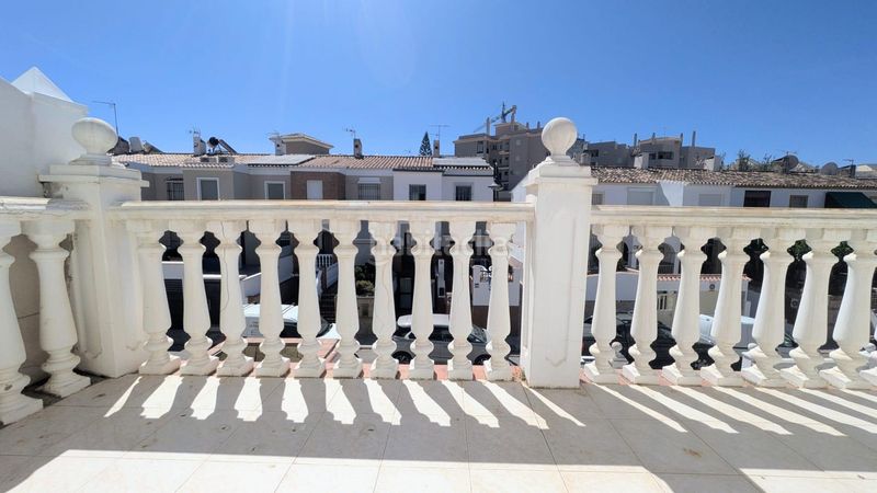 Foto 3d37240f-2f71-44a3-a7b1-bd700f0763ca. Casa adossada amb aparcament a Centro Mijas