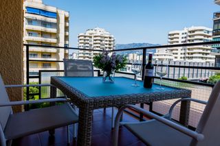 Appartement à Puerto Deportivo. Piso en venta en fuengirola centro