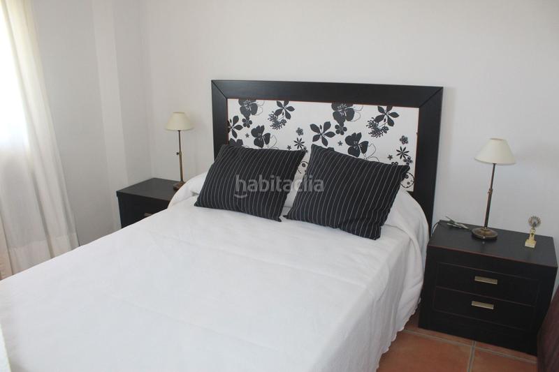 Foto b6012394-ae8c-4ec1-b221-e555c7639926. Appartement avec piscine dans El Morche Torrox