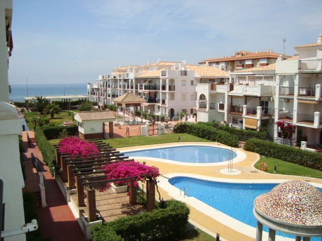 Foto 56528aa0-a48b-42ef-89fb-c956749eb2a2. Piccolo appartamento con piscina in Laguna Beach Torrox