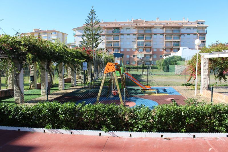 Foto fa1e03eb-a92e-4616-b50d-3d2a7e0ebc82. Piccolo appartamento con piscina in Laguna Beach Torrox