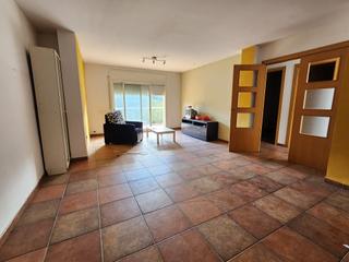 Doppelhaus  Avinguda dels païssos catalans. Sol y vistas,  cerca del pueblo