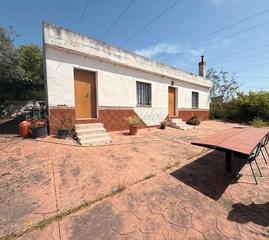Masía en Alcolea. Casa en las quemadillas