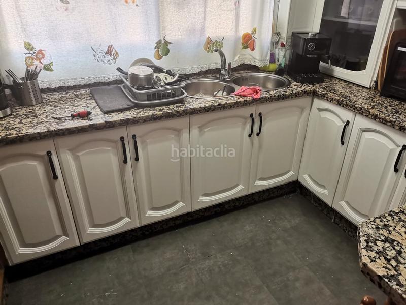 Foto 4215c0ac-fc4e-48ab-87e5-447fcbd2d055. Casa adossada amb xemeneia a Campo de la Verdad - Miraflores Córdoba