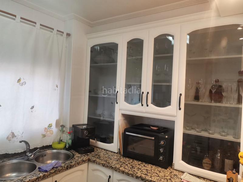 Foto b2f6fcfc-46c9-46e8-bd3e-f39a179ef673. Casa adossada amb xemeneia a Campo de la Verdad - Miraflores Córdoba