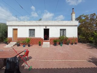 Casa a Alcolea. Casa en venta en las quemadas, 5 dormitorios.