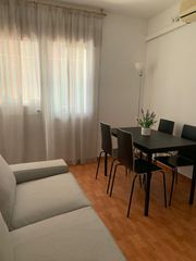 Pis a Viñuela - Rescatado. Piso en venta en avd. de libia, 3 dormitorios.