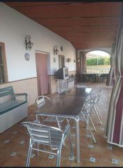 House in Carpio (El)