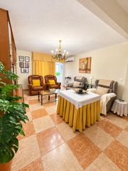Etagenwohnung in Fátima - Levante. Piso en córdoba