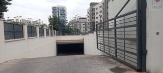 Aparcament cotxe a Tablero Bajo - Arruzafilla. Venta de plaza de parking con trastero junto arroyo del moro hip