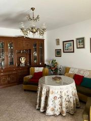 Etagenwohnung in Lopera. Piso en lopera