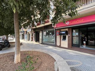 Local Comercial a Santa Rosa - Valdeolleros. Local en santa rosa