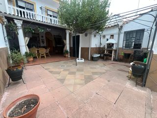 Reihenhaus in Encinarejo de Córdoba. Casa en encinarejo, en la que tenemos dos construcciones indepen
