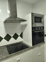 Flat in Fernán - Núñez. Amplio bajo de 3 dormitorios con patio en fernánnúñez!