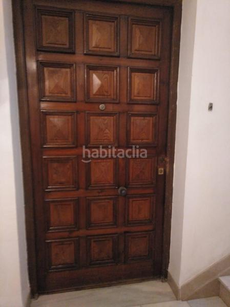 Foto 71345e77-5218-4439-8db6-1f3bf2af96c6. Piso ref, 2849 zona pleno Centro. ubicacion inmejorable . con 8 balcones a la calle, extraordinario piso exterior para reformar a su g en Córdoba
