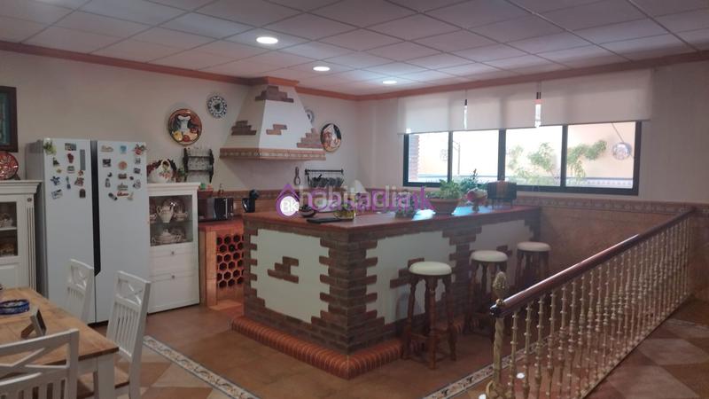 Foto 17bfe592-1b85-4785-8f22-dd3e46931603. Casa ref. 27085 exclusiva propiedad con dos viviendas independientes, piscina y amplias zonas de ocio descubre esta magnífica parcela en Córdoba