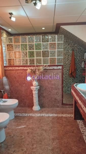 Foto 33b38d26-ae4f-4eb7-ac05-a6e715eb9b0a. Casa ref. 27085 exclusiva propiedad con dos viviendas independientes, piscina y amplias zonas de ocio descubre esta magnífica parcela en Córdoba