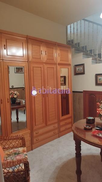 Foto 9ab24a17-b9cd-450a-9def-6f6b91e57f04. Casa ref. 27085 exclusiva propiedad con dos viviendas independientes, piscina y amplias zonas de ocio descubre esta magnífica parcela en Córdoba