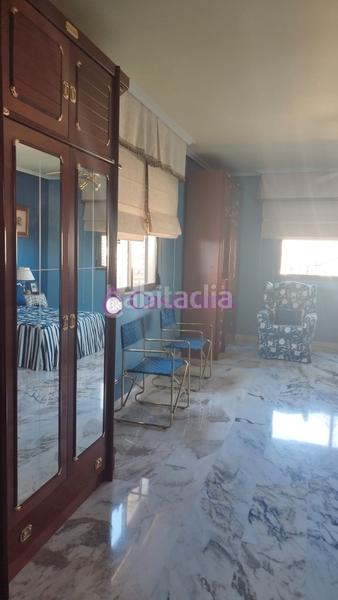 Foto c5fd282f-29e1-4cb0-9379-2578d0c17ad3. Casa ref. 27085 exclusiva propiedad con dos viviendas independientes, piscina y amplias zonas de ocio descubre esta magnífica parcela en Córdoba