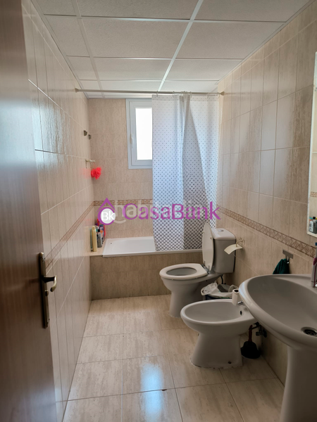 Foto 00bc3c6b-155c-4603-a6b3-5064e7155c9d. Piso ref. 27587 zona junto a la estacion de autobuses. piso exterior de vpo. con terraza , cochera y trastero incluidos en el precio, 1 en Córdoba