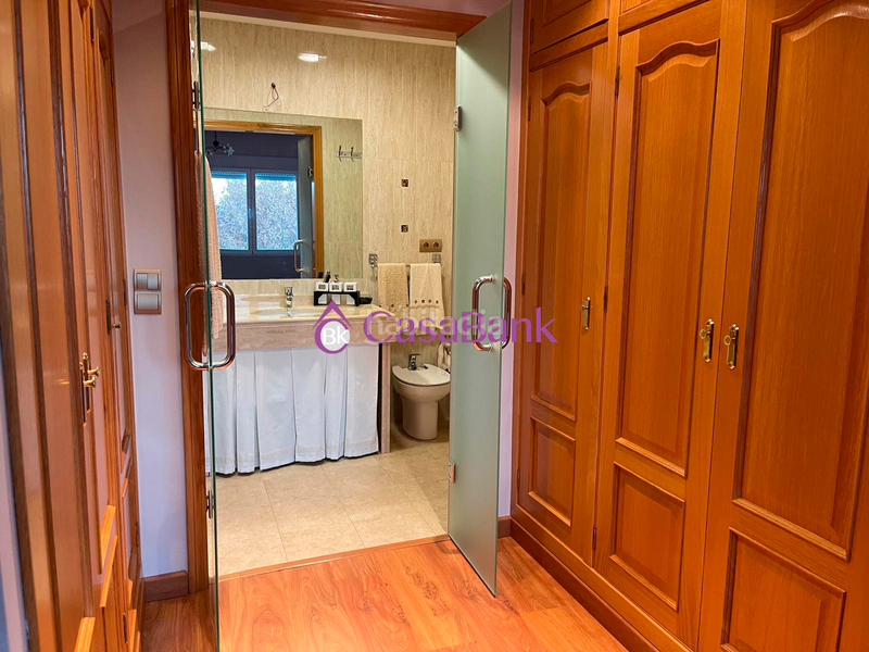 Foto 8e3e904d-4d3d-4bf0-9fd9-7e750d37c95a. House with fireplace parking in El Brillante -El Naranjo - El Tablero Córdoba