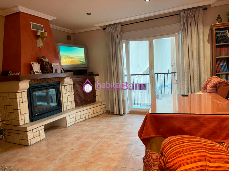 Foto e2cd598c-a1b4-4cdc-b06a-66d7e69fcf3f. House with fireplace parking in El Brillante -El Naranjo - El Tablero Córdoba