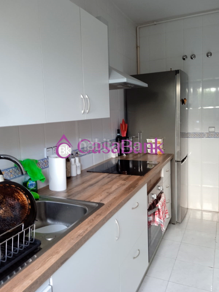Foto b4184c5f-93e4-43d7-b1f2-02a2cd2dda40. Piso ref. 27209 zona carrefour sierra . precioso piso exterior amueblado , para entrar a vivir directamente , en planta baja con precio en Córdoba