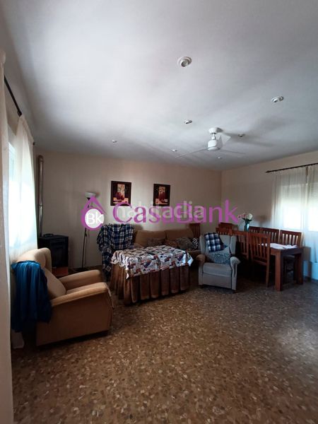 Foto ddfa26e6-9b5c-4d77-b4c7-e6928d53496d. Masía ref. 27778 zona la barquera. parcela no hipotecable de 3.500m2, con casa conservada y amueblada de 120m2 mas un cuarto de aperos d en Córdoba