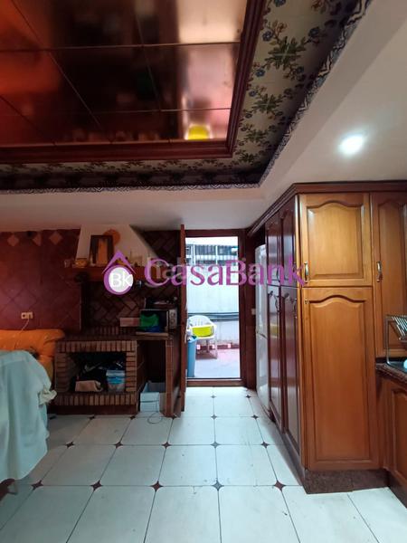 Foto d5ab33b5-f468-4840-ab6f-1c8c578a3d7c. Piso ref. 27849 zona ollerias. en una ubicacion extraordinaria. magnifico y superamplio piso exterior a la misma avenida, bien conserva en Córdoba