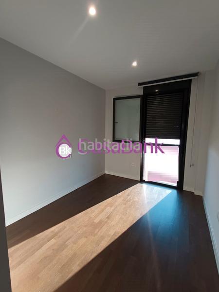 Foto 3ad0d681-4278-4e17-bccb-49f2f50daff9. Piso ref. 27869 zona hipercor. precioso y espectacular piso exterior seminuevo(año 2020), en urbanizacion con jardines, piscina y bicic en Córdoba