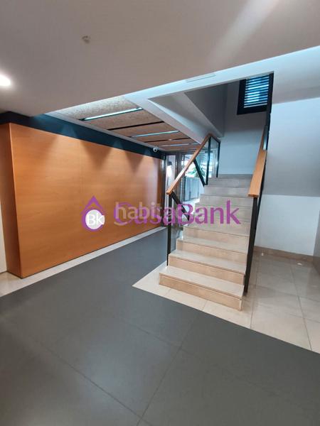 Foto c9bee85b-3d37-47b4-ae79-097efea4cf92. Piso ref. 27869 zona hipercor. precioso y espectacular piso exterior seminuevo(año 2020), en urbanizacion con jardines, piscina y bicic en Córdoba