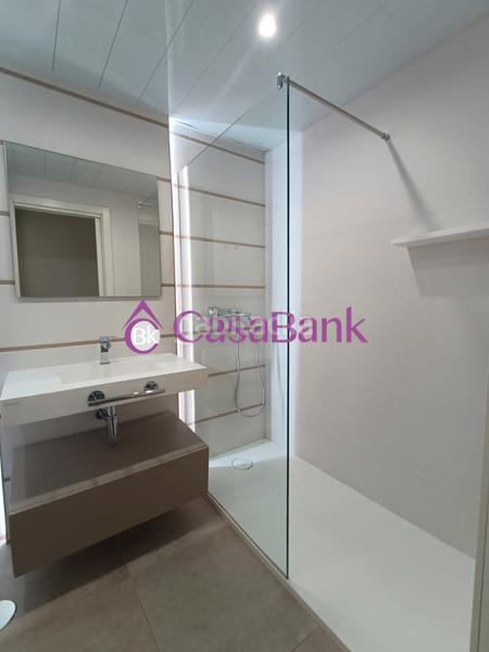 Foto dac5ce4c-d086-4dc3-a7e0-6bba64ec6813. Piso ref. 27869 zona hipercor. precioso y espectacular piso exterior seminuevo(año 2020), en urbanizacion con jardines, piscina y bicic en Córdoba