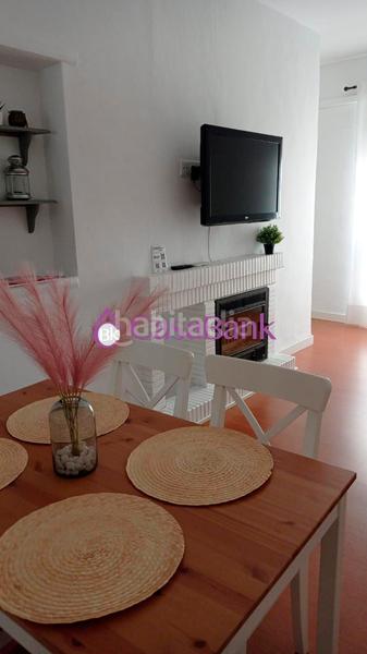 Foto 0cd615d2-4a8d-4c2f-8b5a-ccaabc4c1f21. Piso ref. 27733 zona junto a la corredera. precioso piso exterior completamente reformado y amueblado en primera planta sin ascensor, c en Córdoba
