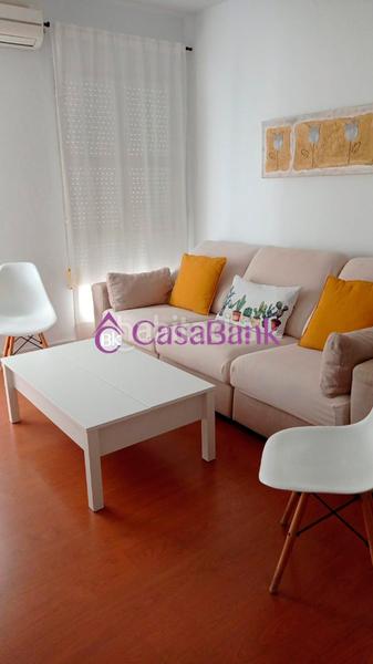 Foto 66b838a9-d1c4-49d2-aa10-c659252b53f3. Piso ref. 27733 zona junto a la corredera. precioso piso exterior completamente reformado y amueblado en primera planta sin ascensor, c en Córdoba