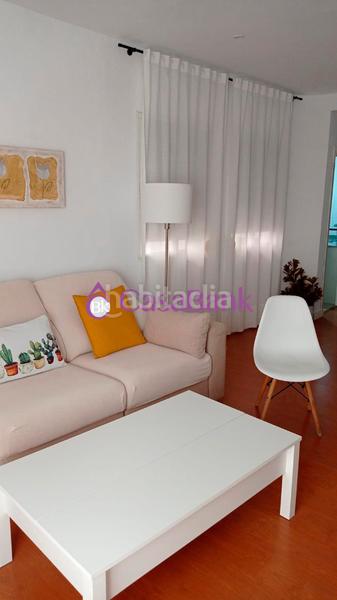 Foto a6dcff89-1df1-449a-bfbc-d900faa9ced5. Piso ref. 27733 zona junto a la corredera. precioso piso exterior completamente reformado y amueblado en primera planta sin ascensor, c en Córdoba
