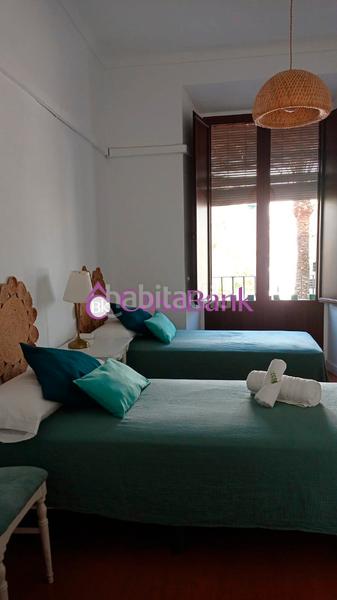 Foto f122bd78-fc0e-43eb-b7a1-f52b2e087171. Piso ref. 27733 zona junto a la corredera. precioso piso exterior completamente reformado y amueblado en primera planta sin ascensor, c en Córdoba