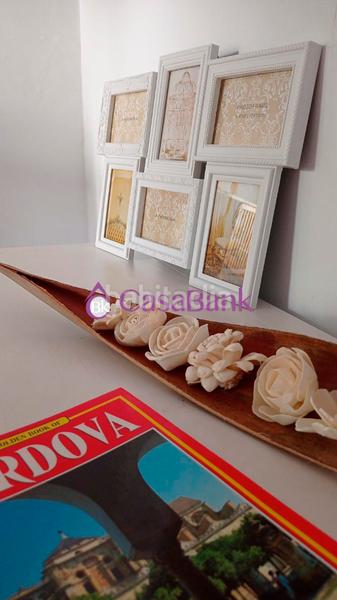 Foto fddbae37-6b4f-4c5f-8e84-f067105a5ed9. Piso ref. 27733 zona junto a la corredera. precioso piso exterior completamente reformado y amueblado en primera planta sin ascensor, c en Córdoba