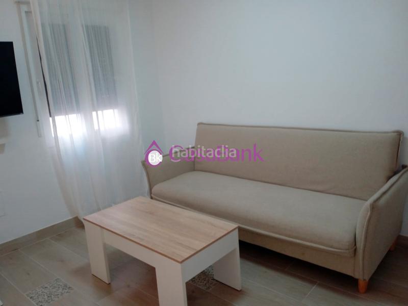 Foto 162114f0-ea56-48f8-a339-3e58f5137a6d. Piso ref. 27933 zona san basilio. ubicacion fantastica a un paso de la mezquita. precioso y coqueto piso exterior amueblado, con reform en Córdoba
