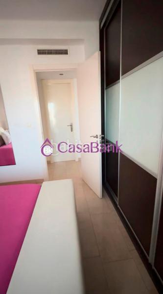 Foto 5fbb1471-2098-49a8-92e1-1ae095c8ffbc. Piso ref. 27940 zona proxima al kfc del brillante. en una muy buena ubicacion. piso exterior reformado y amueblado, con terraza , en te en Córdoba