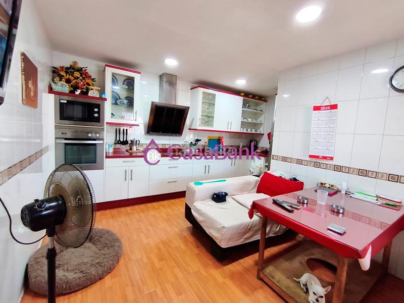 Foto a8aaa9ad-4f68-42c5-b27e-ec01e7c819c1. Casa amb piscina a El Higuerón Córdoba