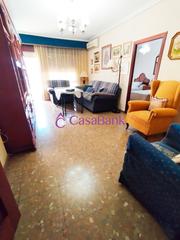 Pis a Ollerías - San Cayetano. Ref. 27974 zona ollerias. en plena avenida. gran piso exterior e