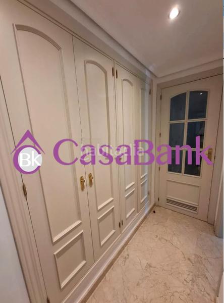 Foto c8d3e489-73f4-4190-adcf-57bf9edd1262. Appartamento con riscaldamento parcheggio piscina in Córdoba