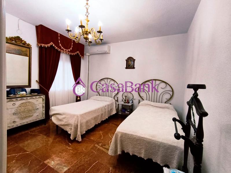 Foto bd6003bf-c86a-4ad7-b32d-6df0e6d462ae. Appartamento in Ciudad Jardín - Zoco Córdoba