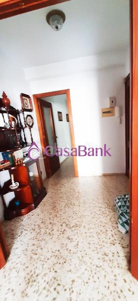 Foto d46c4242-f941-4c3a-8c07-de99a88e719c. Pis a casco histórico - ribera - san basilio Córdoba