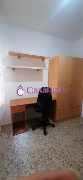 Foto f1c7afc2-5b59-43ff-b704-2d28470573ff. Pis a casco histórico - ribera - san basilio Córdoba