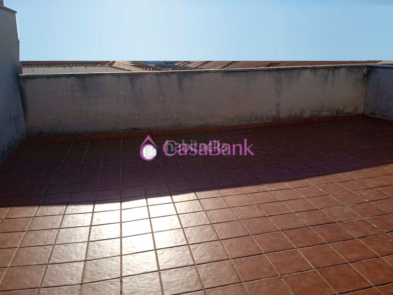 Foto e20a81e0-baed-4c68-b91f-a88cfbc3611b. Zweistöckige wohnung mit parking in Campo de la Verdad - Miraflores Córdoba