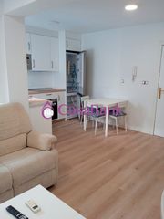 Rent Flat in Ciudad Jardín - Zoco. Ref. 28163 zona medina azahara-gran via parque. ¡ estudiantes ó