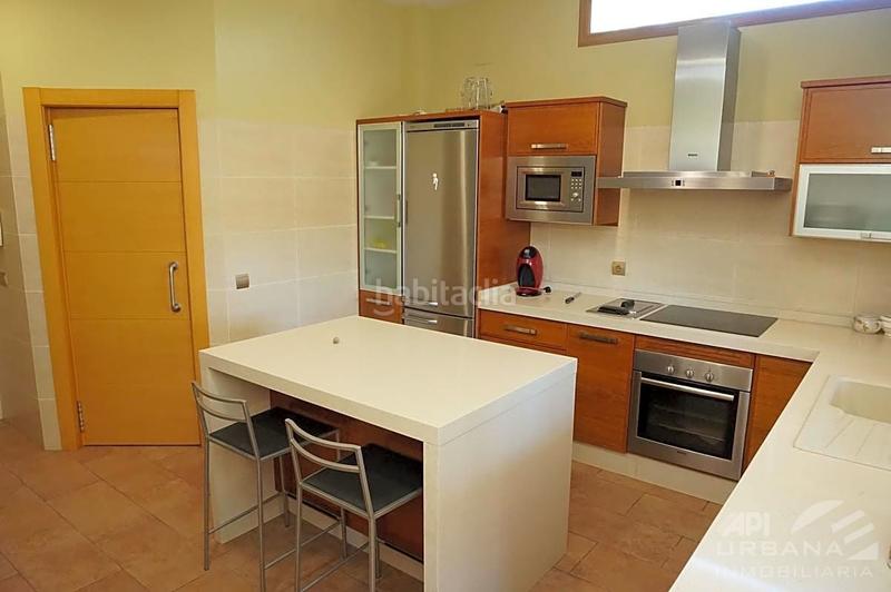 Foto 34e79e62-9a60-4186-a2f3-65d90db04f58. Casa amb piscina a Las Vegas - Campoaras Lucena